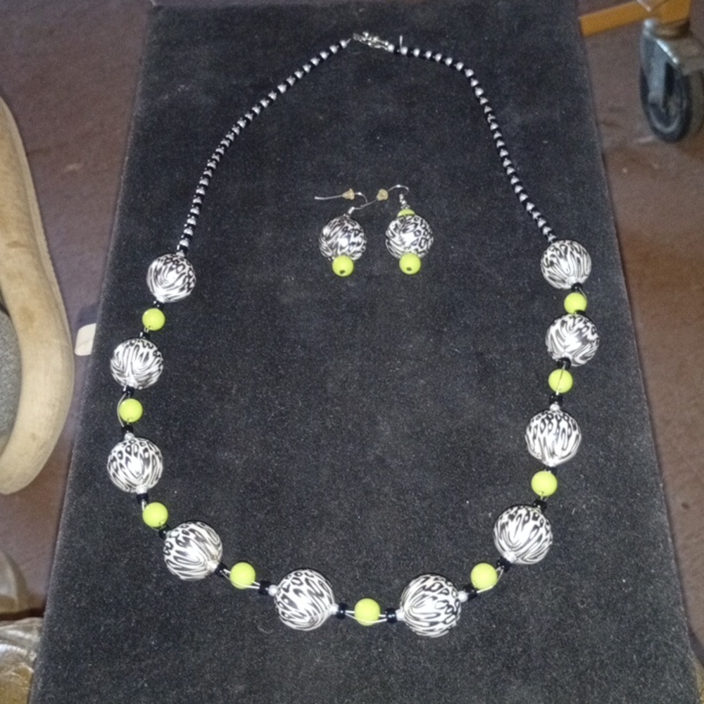 Chic Zebra Print Necklace with Lime Beads and Matching Earrings